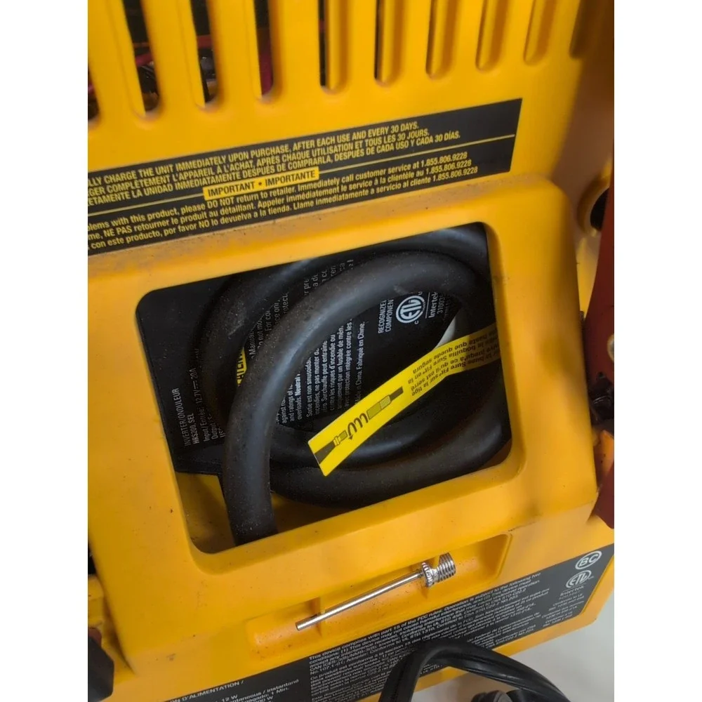 CAT POWER STATION JUMP STARTER AIR COMPRESSOR INVERTER